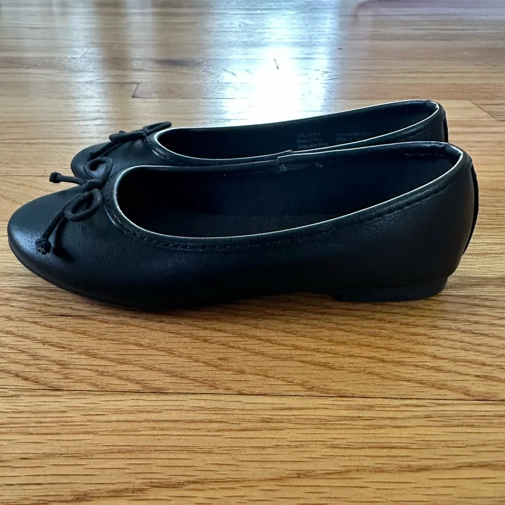 SO Black Ballet Flats with Bow Detail Sz 12 Girl